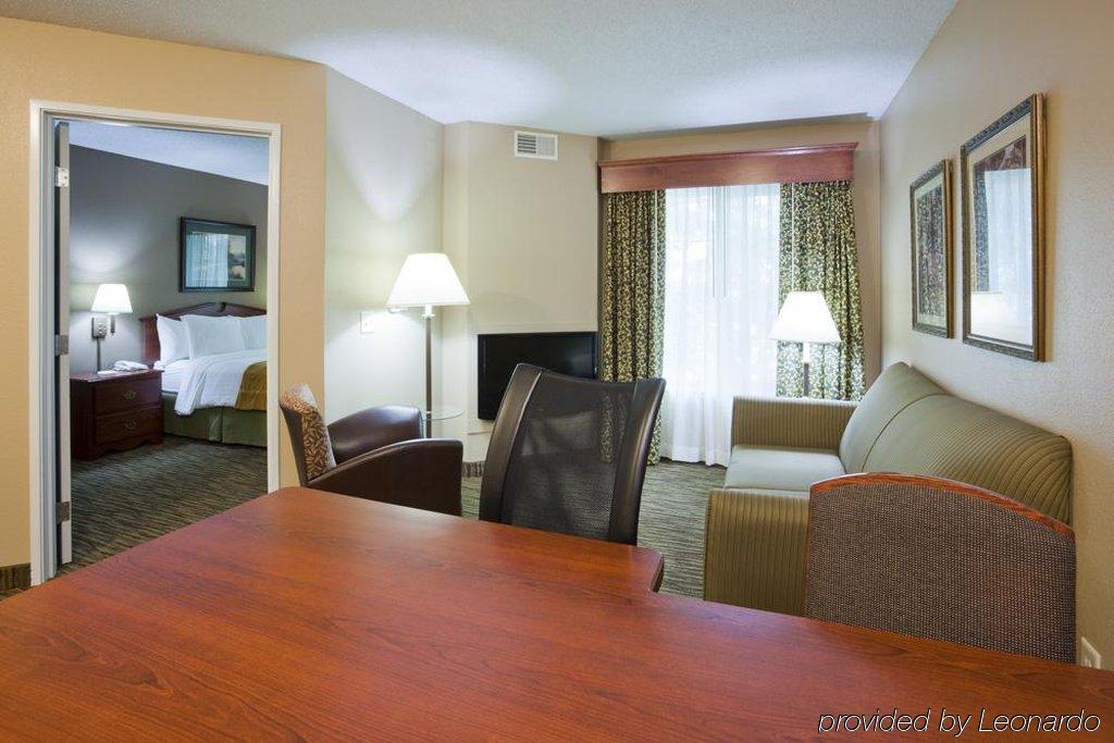 Grandstay Residential Suites Hotel - Eau Claire Exteriör bild