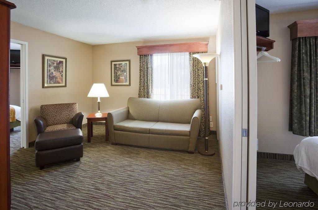 Grandstay Residential Suites Hotel - Eau Claire Exteriör bild