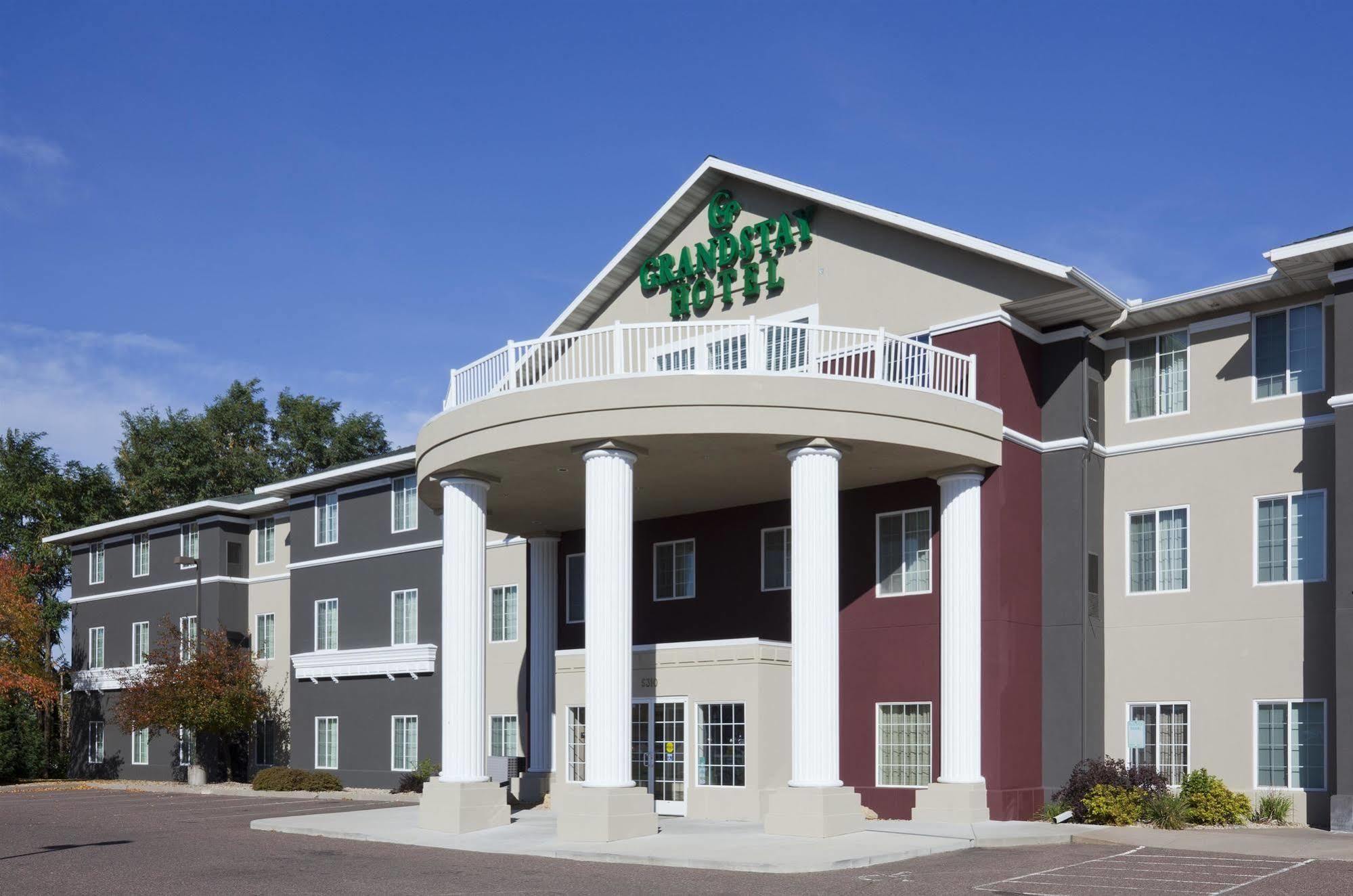 Grandstay Residential Suites Hotel - Eau Claire Exteriör bild